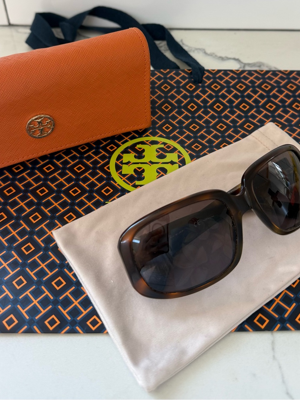 Tory Burch Orange Textured Sunglass Case with Tortoiseshell Shades